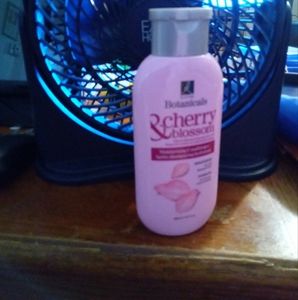 Hair conditioner  cherry blossom scent